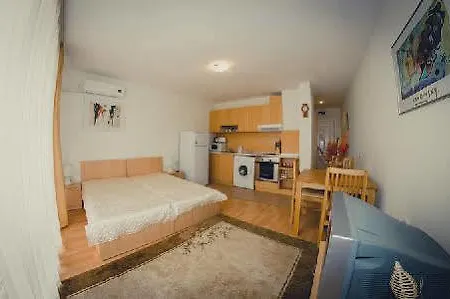 Green Fort Apartament Słoneczny Brzeg