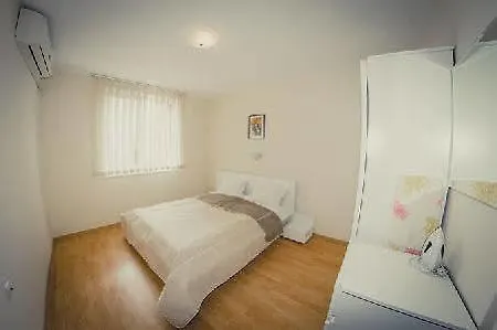 Green Fort Apartament Słoneczny Brzeg