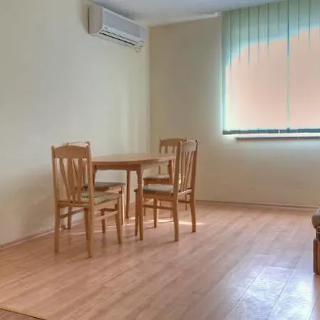 מלון Green Fort סאני ביץ'