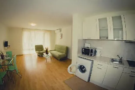 Green Fort * Slantchev Briag